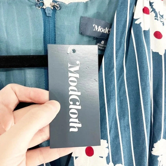 Modcloth Blue & White Striped Floral Fit & Flare Sleeveless Dress Pockets NEW - Picture 8 of 10